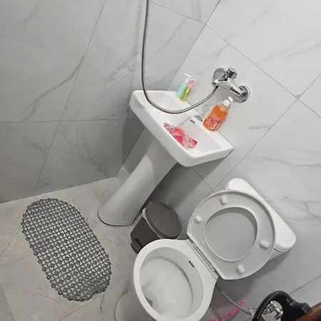 Iri *